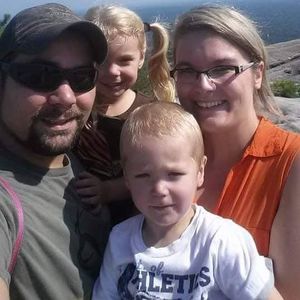 Meet your Posher, Warren